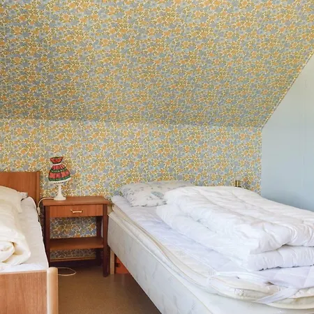 Four Bedroom Holiday In *