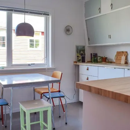 Сasa de vacaciones Four Bedroom Holiday In