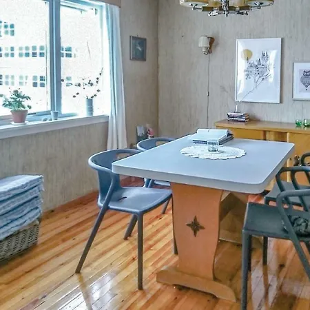 Four Bedroom Holiday In